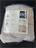 Full 9 pc Plush Bed Set