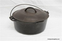 Vintage Wagner Ware Cast Iron Dutch Oven