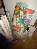 LOT OF GIFT BOXES & WRAPPING PAPER / DR