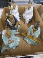 LOT OF ORIENTAL FIGURES