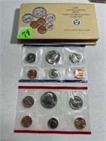 (4) 1990 Uncirculated Mint Sets