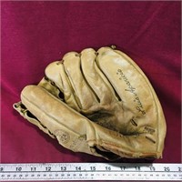 Wilson Baseball Glove (Vintage)