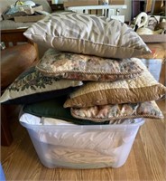 Tote of Linens & Pillows