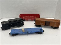 4 Lionel Train Cars