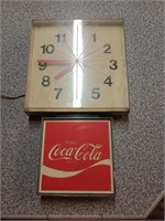 Plastic Coca-Cola clock 21x12 works