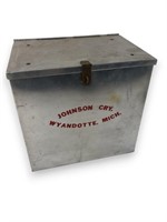 Vintage Johnson Creamery Porch Dairy Milk Box