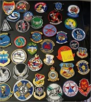 W - LOT OF COLLECTIBLE PATCHES (L68)