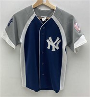 Girls- MLB Yankees Jersey size Medium