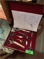 VERY NICE GINGHER SEWING SHEARS / SCISSORS