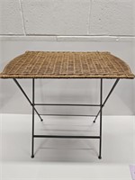 METAL AND WICKER FOLDING TABLE