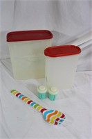 RUBBERMAID, TUPPERWARE CONTAINERS-S&P SHAKERS