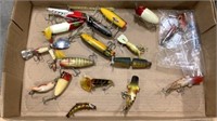 18 Vintage lures, Lucky Lady, South Bend, Rebel
