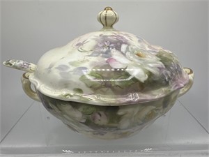 Feltmann Bavaria porcelain tureen