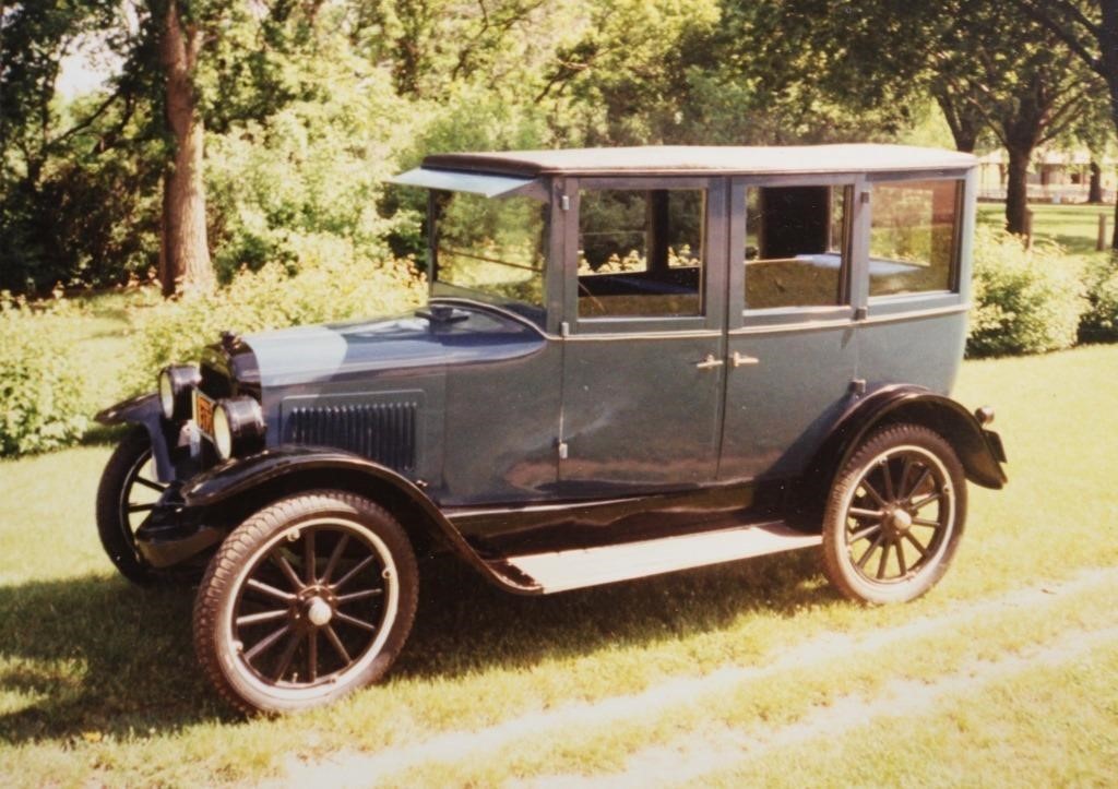 1921 Willys Overland Touring Car