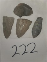 3 Small Arrowheads & Flint Stone?