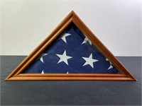 US Memorial/Burial Flag & Display Case