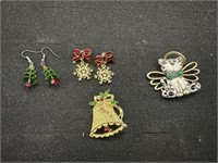 4 pcs Christmas costume jewelry