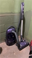 Kenmore Pop - N -go vacuum cleaner, with a HEPA