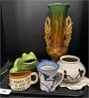 Majolica Vase, Porcelain Frog, Blue Decorated