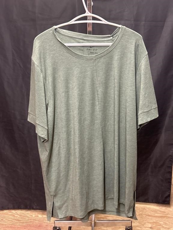 Men’s Nike XXL T Shirt RRP $64.00