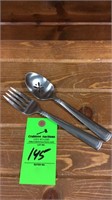 Wt meat fork and serving spoon