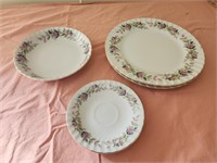 Creative fine china floral design 1 bowl. 2