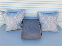 King Size Silver Bed Cover & Decorative Pillows