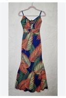 NEW Women's Size Medium Dress, Tropical Leaf