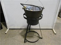 Fryer w. cast iron pot