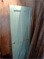 32in vintage door