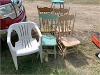 4 old chairs, stool, lawn chair