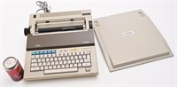 Machine à écrire Royal, modèle Beta 200,