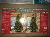 ARTIFICIAL $799 RETAIL 7,5 FT TREE