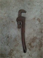 Approx15 inch pipe wrench