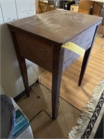 Singer Sewing machine in cabinet, 4 kitchen chairs