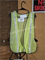 universal safety vest