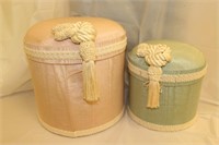 Pastel telescopic boxes w/ rope