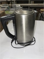 ELECTRIC KETTLE