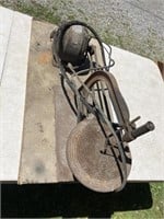Bench model scroll saw, untested