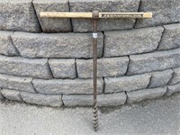 NICE ANTIQUE WOOD AUGER