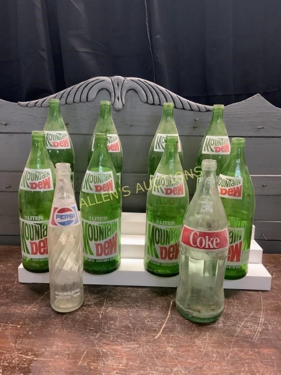 10 SODA BOTTLES