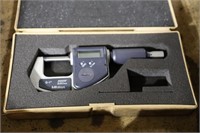 Mitutoyo Digital Micronmeter
