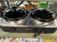 DOUBLE CROCK POT / NOT TESTED