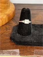 Vintage costume ring size 7