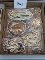 Lots of Jewelry