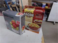 Kitchen scale and Bacon bowl