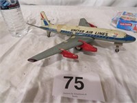 VTG TIN UNITED AIRLINES PLANE DC-8