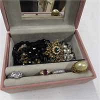 BOX OF ASST JEWELLERY