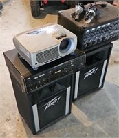 PEAVEY XR560 MIXER & SPEAKERS