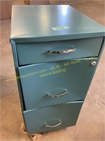 Space Solutions 3 Drawer File cabinet (Damaged)